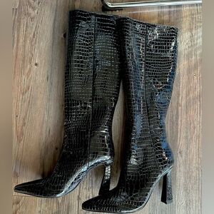 Steve Madden Elegant Black Crocodile-Embossed pattern Knee-High Boots